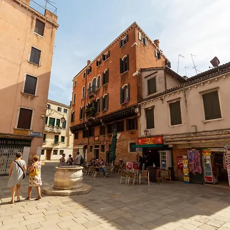 Apartamento Casanova Penthouse In The Heart Of Veneza