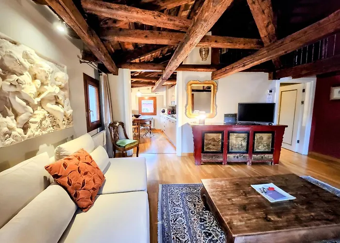 Appartement Casanova Penthouse Near Rialto Rooftop View