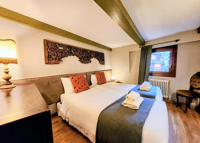 Casanova Penthouse Near Rialto Rooftop View