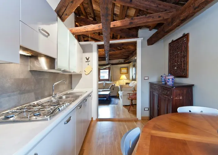 Casanova Penthouse Near Rialto Rooftop View Appartement Venise