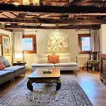 Casanova Penthouse Near Rialto Rooftop View Lejlighed *