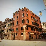 Lejlighed Casanova Penthouse Near Rialto Rooftop View *